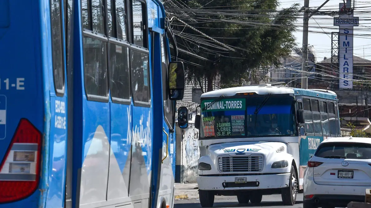 790877_Reducen transporte -5_impreso